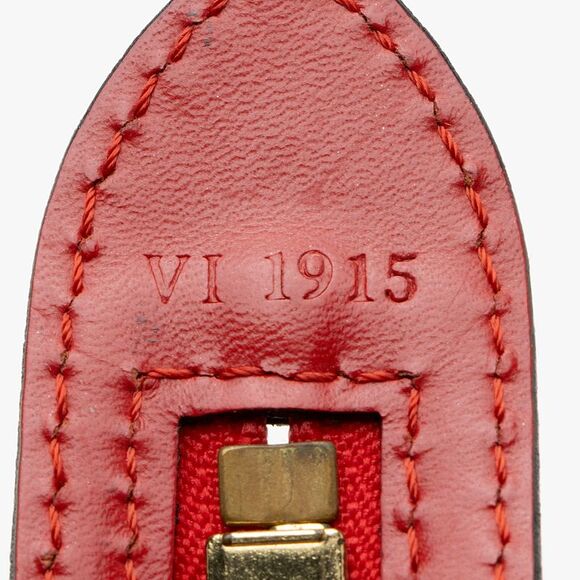 Louis Vuitton Vintage Epi Leather St. Jacques PM Shoulder Bag - Picture 6 of 16